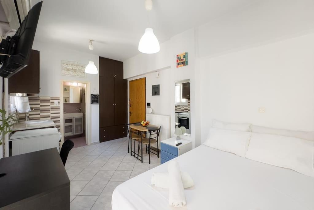 Pagrati Cozy Retreat Apartment Athens Exterior photo
